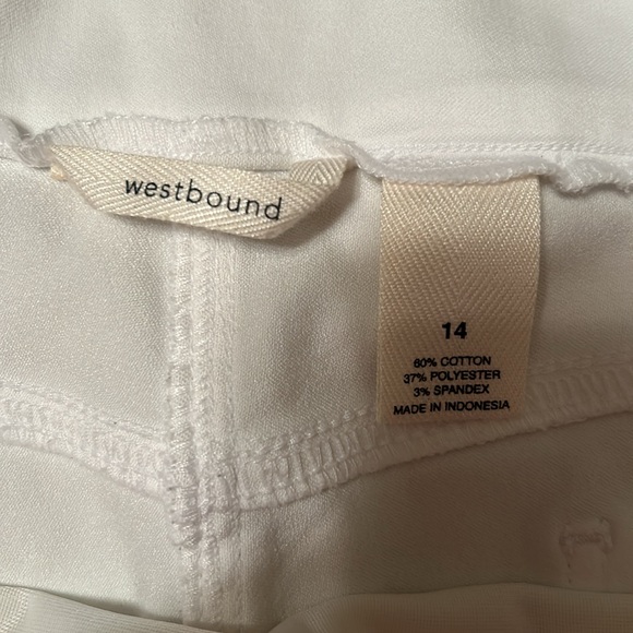 White capris size 14 - Picture 2 of 3